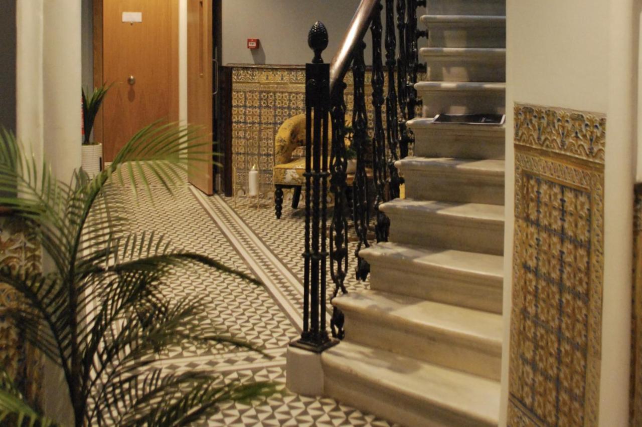 Master Penthouse Double Room Ensuite With Private Terrace - Grand Central House Gibraltar Eksteriør bilde